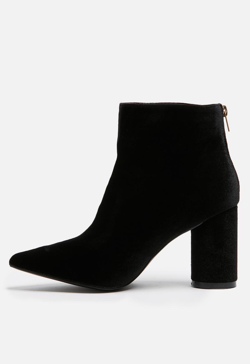 dailyfriday - Velvet boot