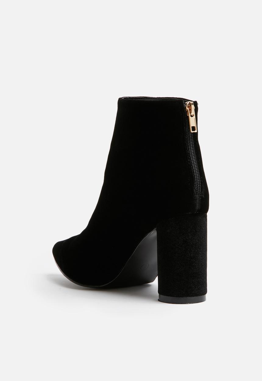 dailyfriday - Velvet boot