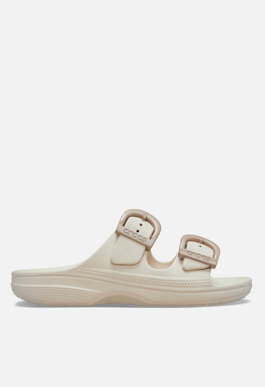 Crocs - Saturday Enamel Buckle SandalW Sandal - Frappe