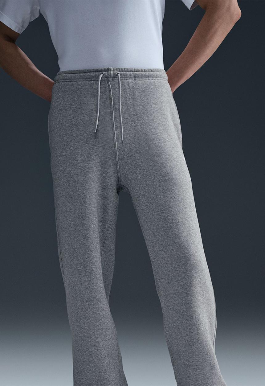 Nike - NSW Club  Open-Hem Fleece Pants  - Dk Grey Heather/Wht