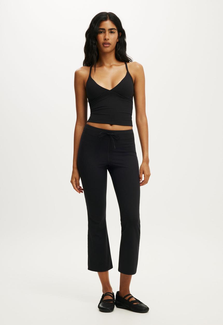 Cotton On - Ultra Soft Tie Front Cropped Kick Flare - Black