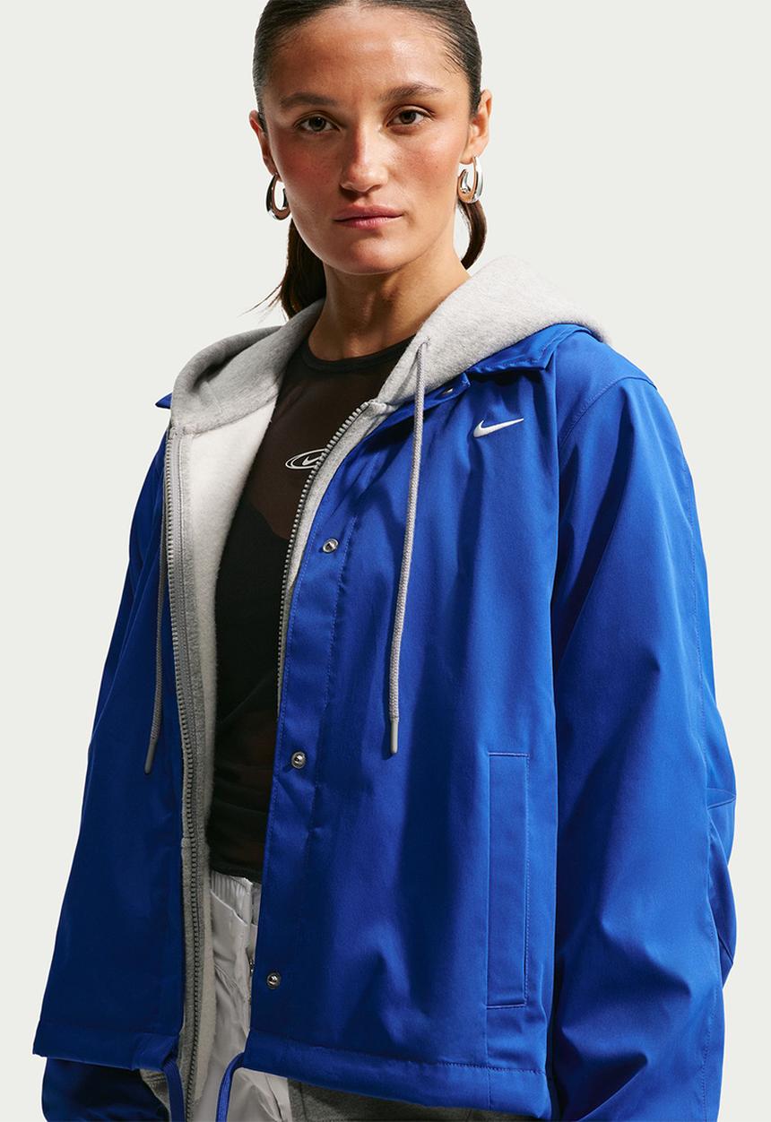 Nike - W Nk Essntl Coaches Jkt - Old Royal/Sail