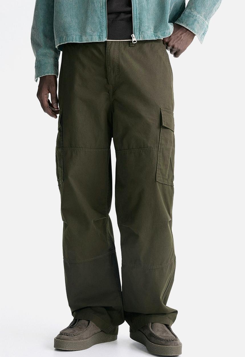 H&M - Relaxed fit cotton cargo trousers - dark khaki green