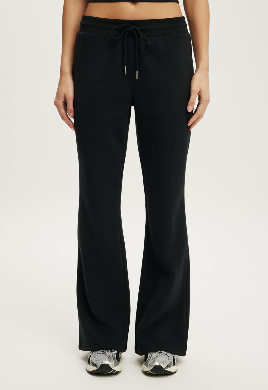 Cotton On - Plush Bootleg Sweatpant - Black