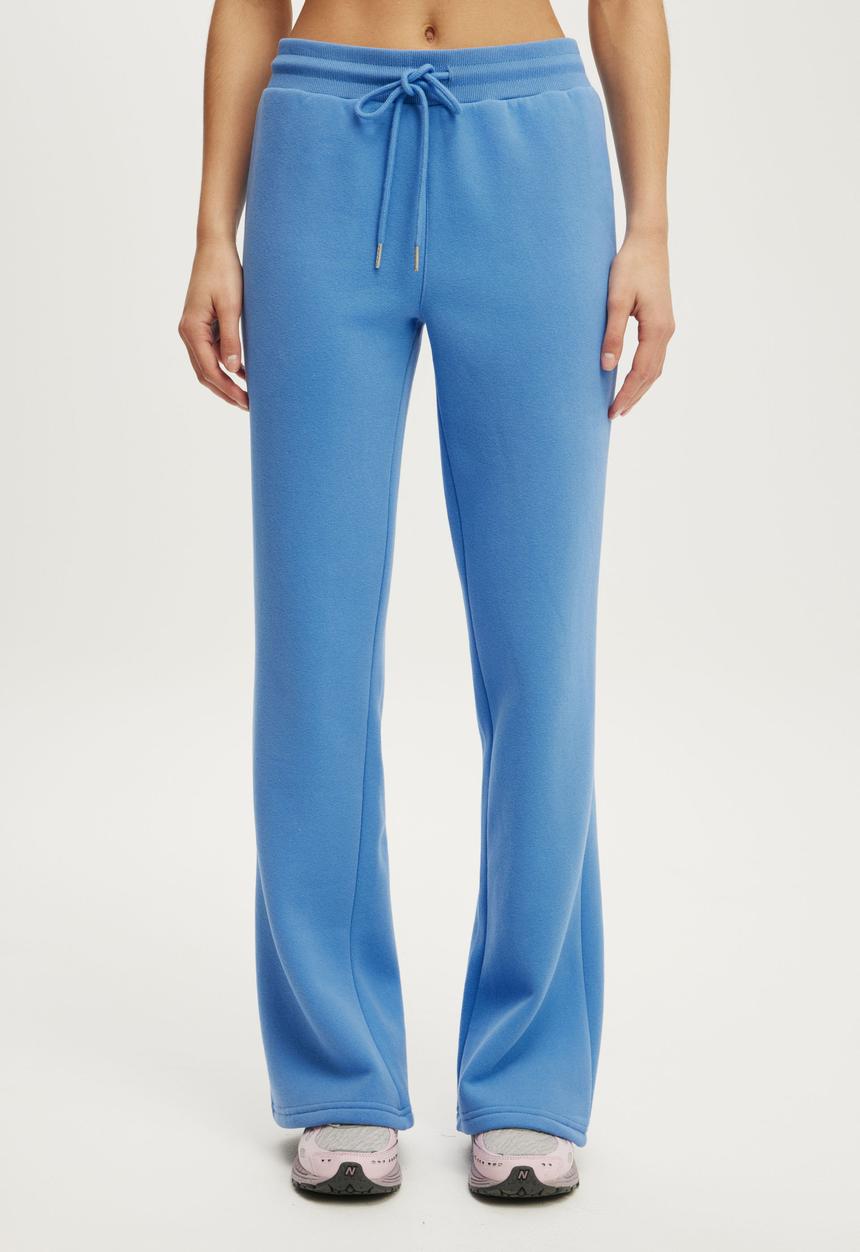 Cotton On - Plush Bootleg Sweatpant - Ultramarine