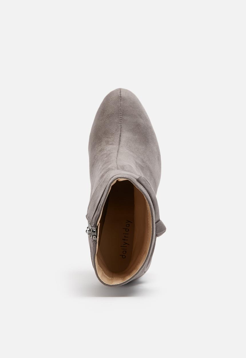 dailyfriday - Bow Boot