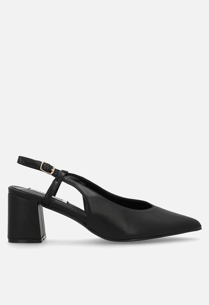 Madison® - Quest close toe slingback heel - black
