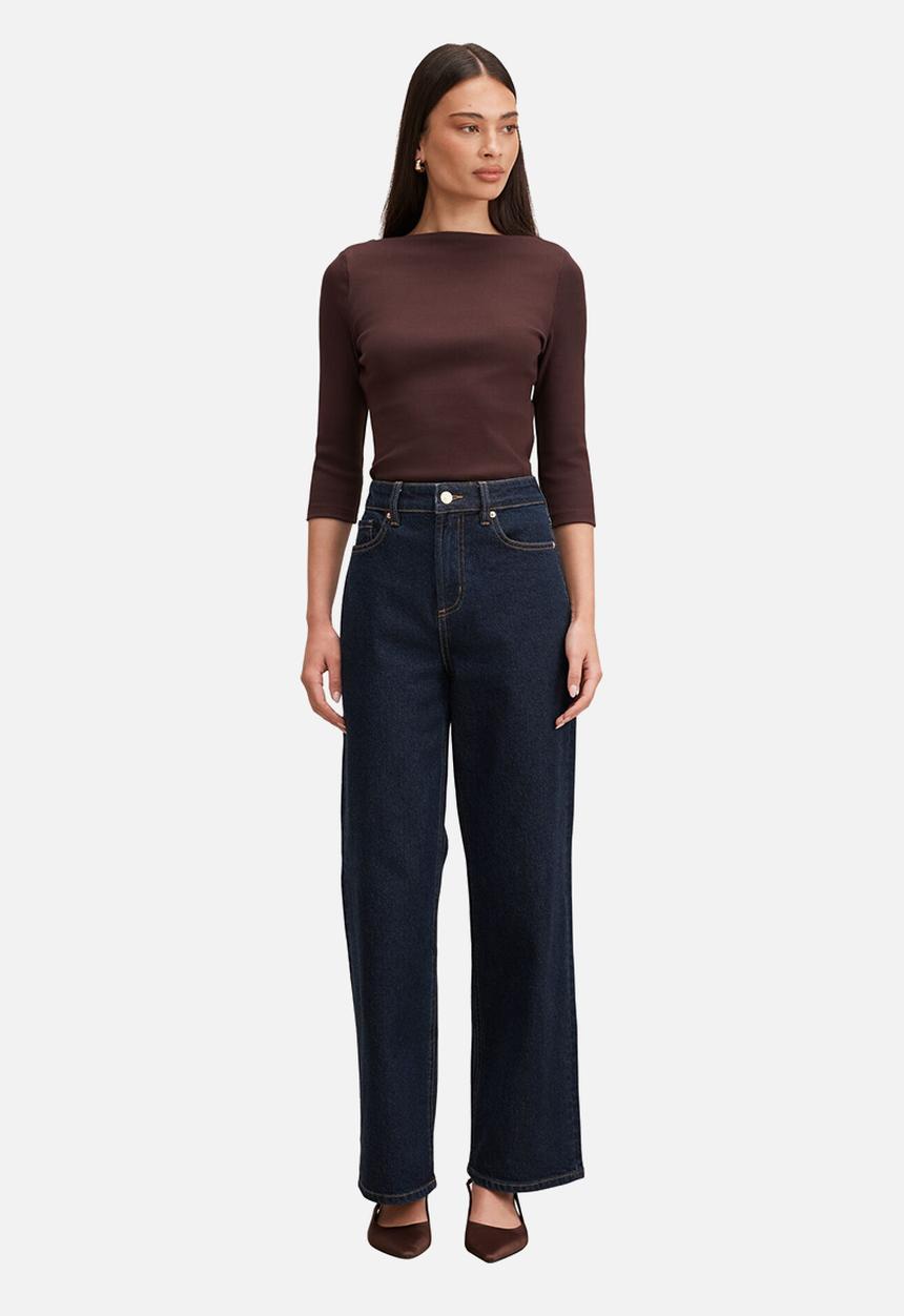Forever New - Starlette 3/4 sleeve top in chocolate