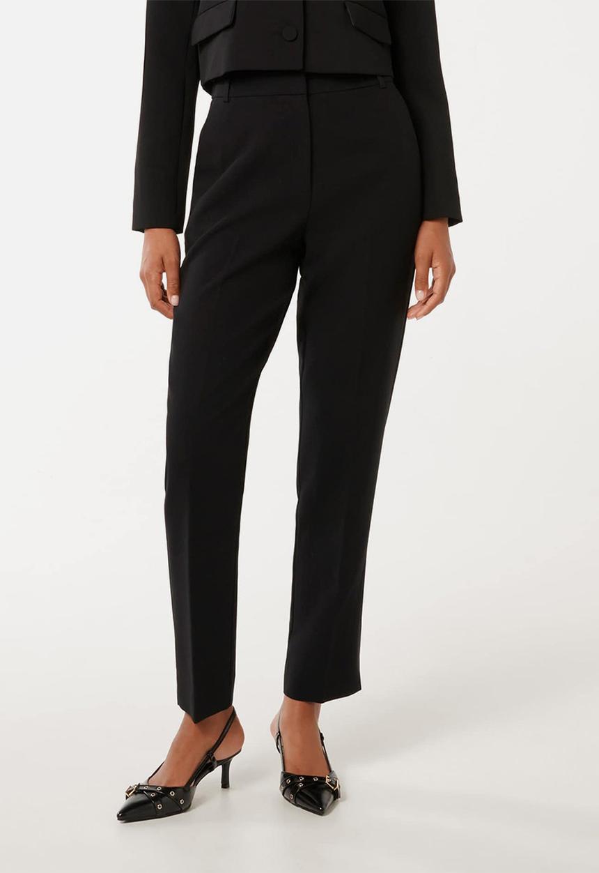 Forever New - Asher Tapered Pants in Black