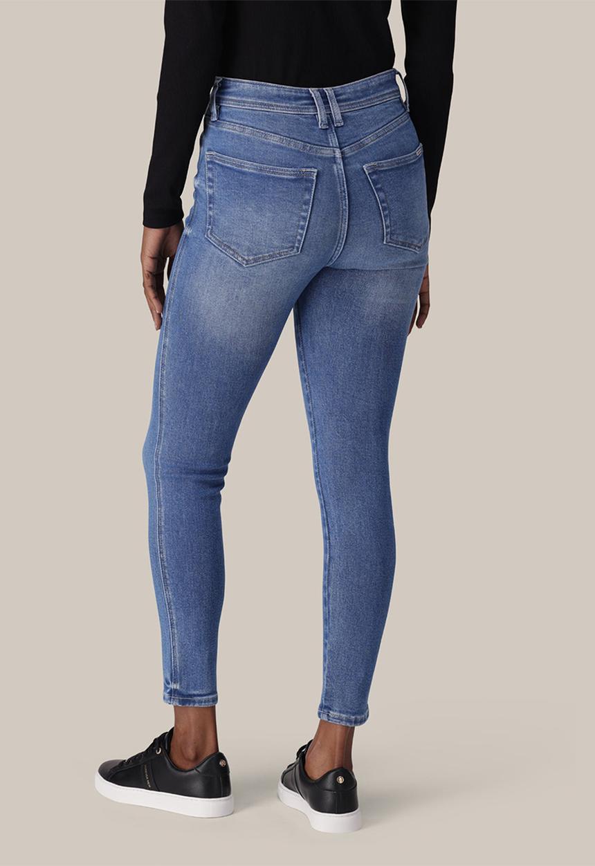 Forever New - Ashley mid-rise mid wash jeans in mid wash
