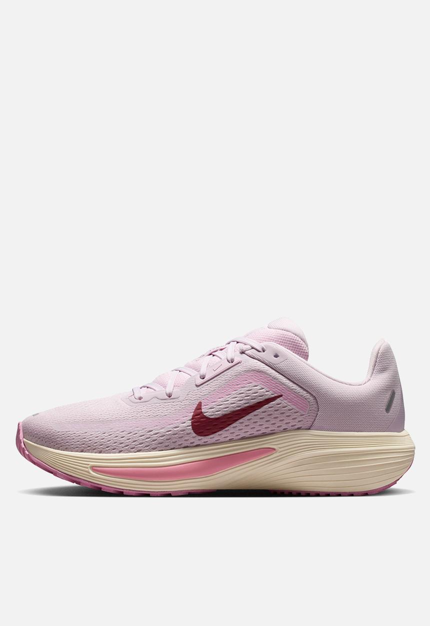 Nike - Nike Quest 7