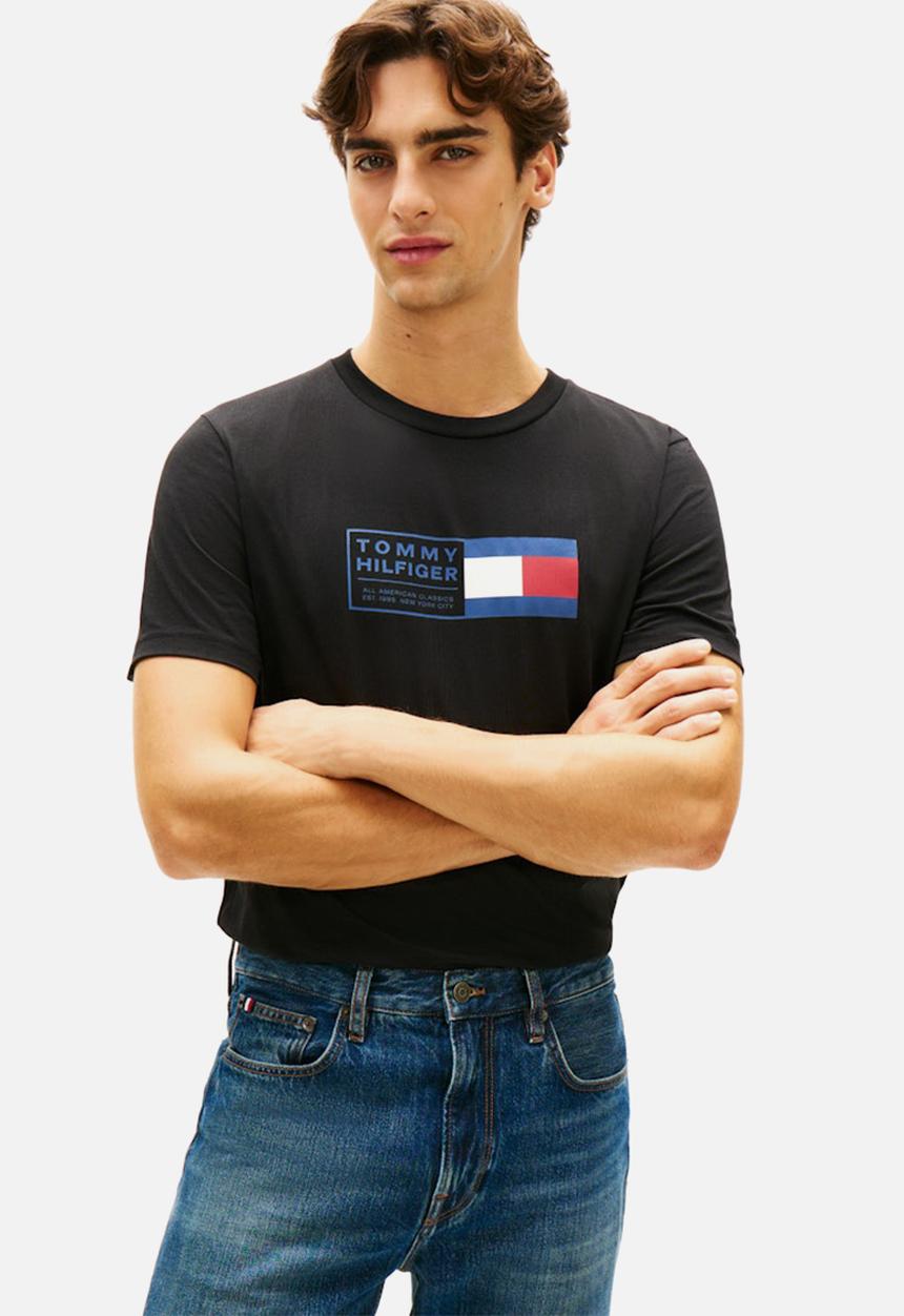 Tommy Hilfiger - BRAND LOVE TEXT BOX TEE - Black