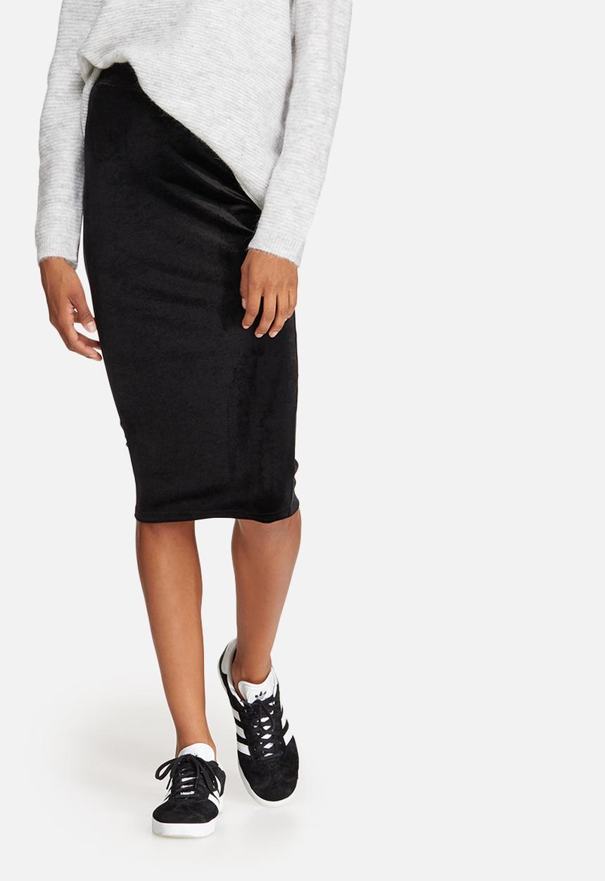 dailyfriday - Velvet pencil skirt