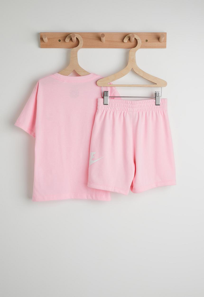 Nike - Nkn Club Tee And Short Set - Medium Soft Pink