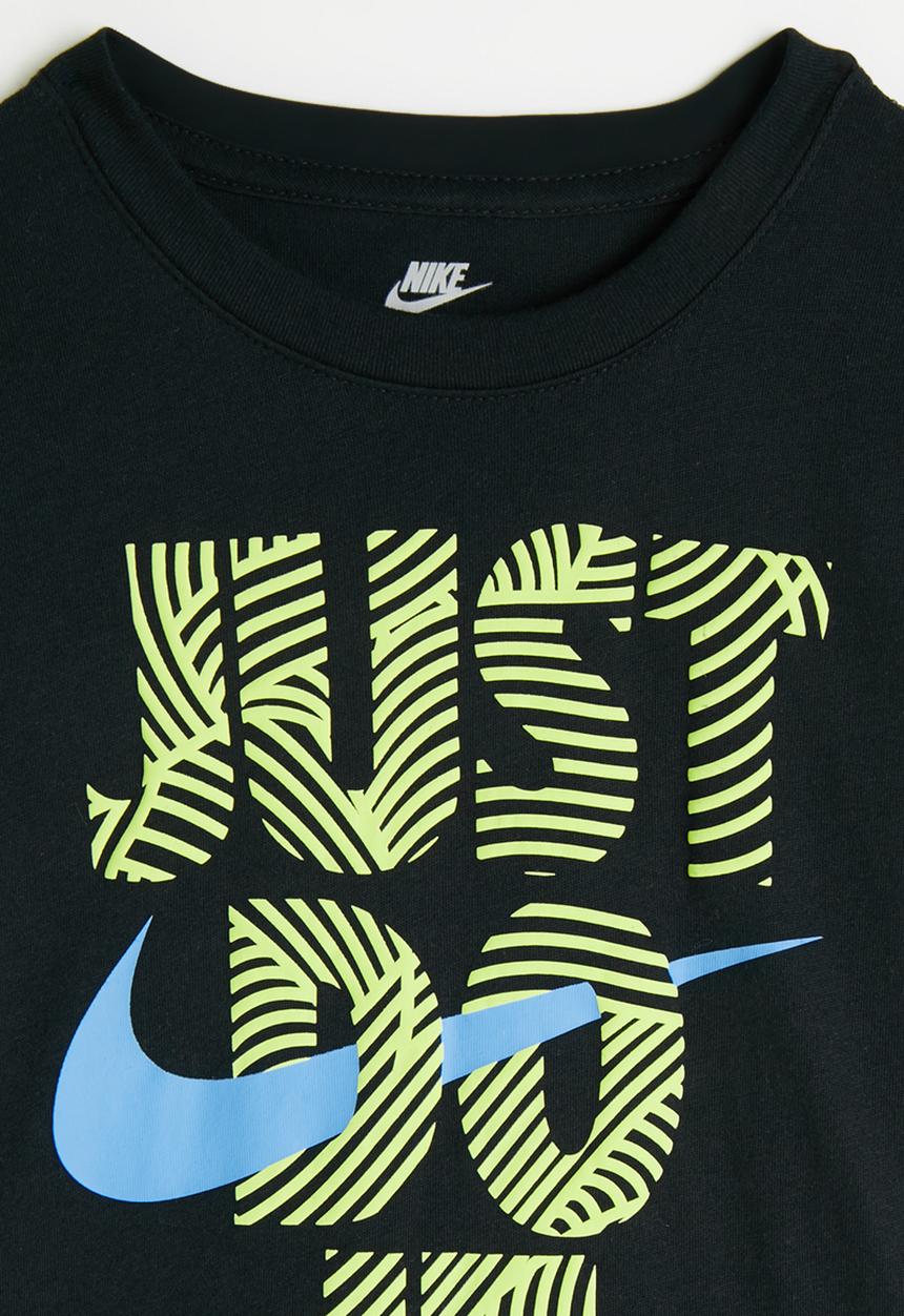 Nike - Nkb In The Zone Graphic Tee  -  Black