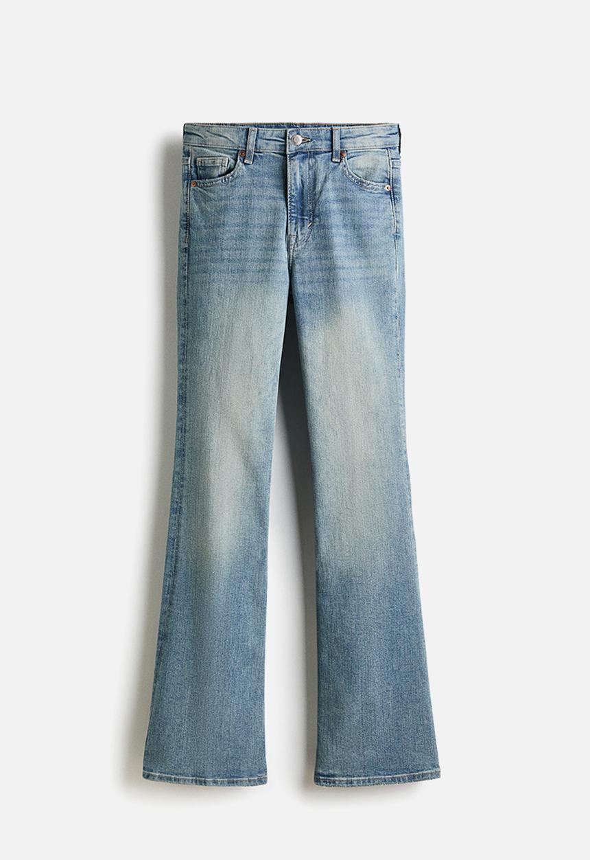 H&M - Flared high jeans - light denim blue