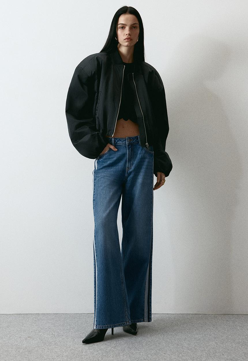 H&M - Wide regular side-striped jeans - denim blue/dark blue