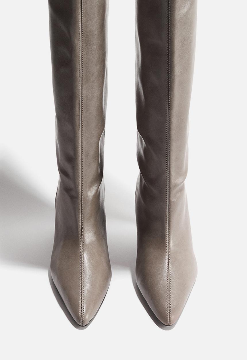 H&M - Pointed boots - grey