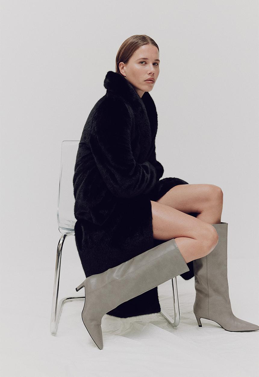 H&M - Pointed boots - grey