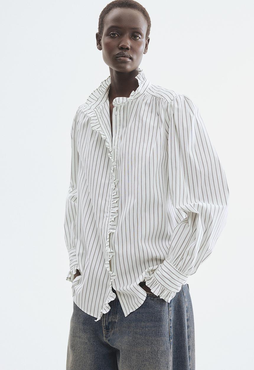 H&M - Frill-trimmed blouse - white/striped