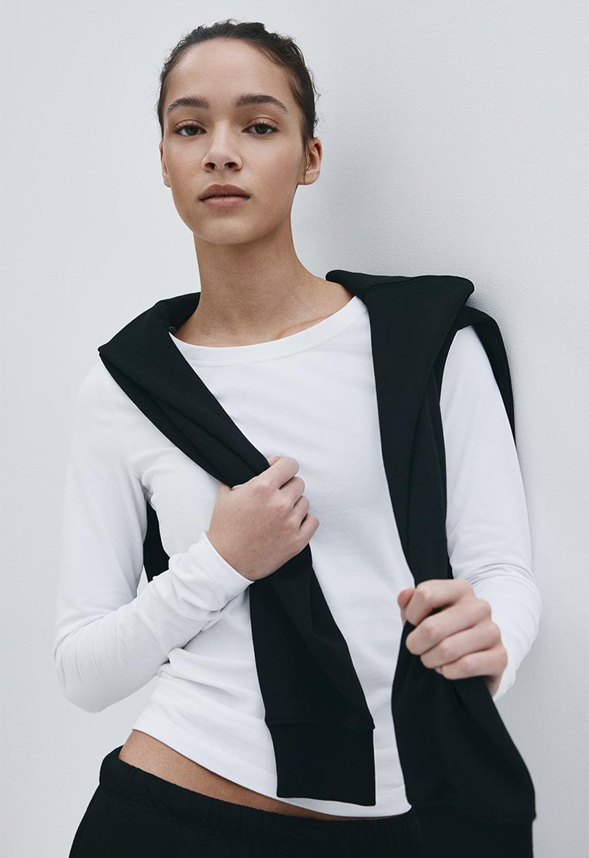 H&M - Fitted cotton top - white