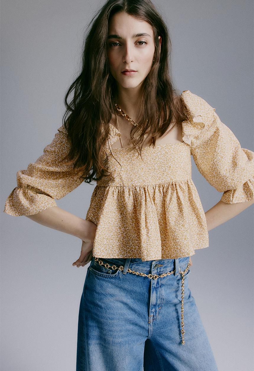 H&M - Flounce-trimmed blouse - beige/floral
