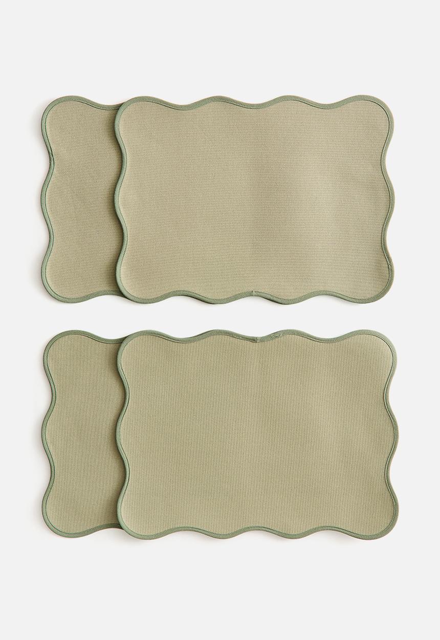 H&M - 4-pack water-repellent place mats - green