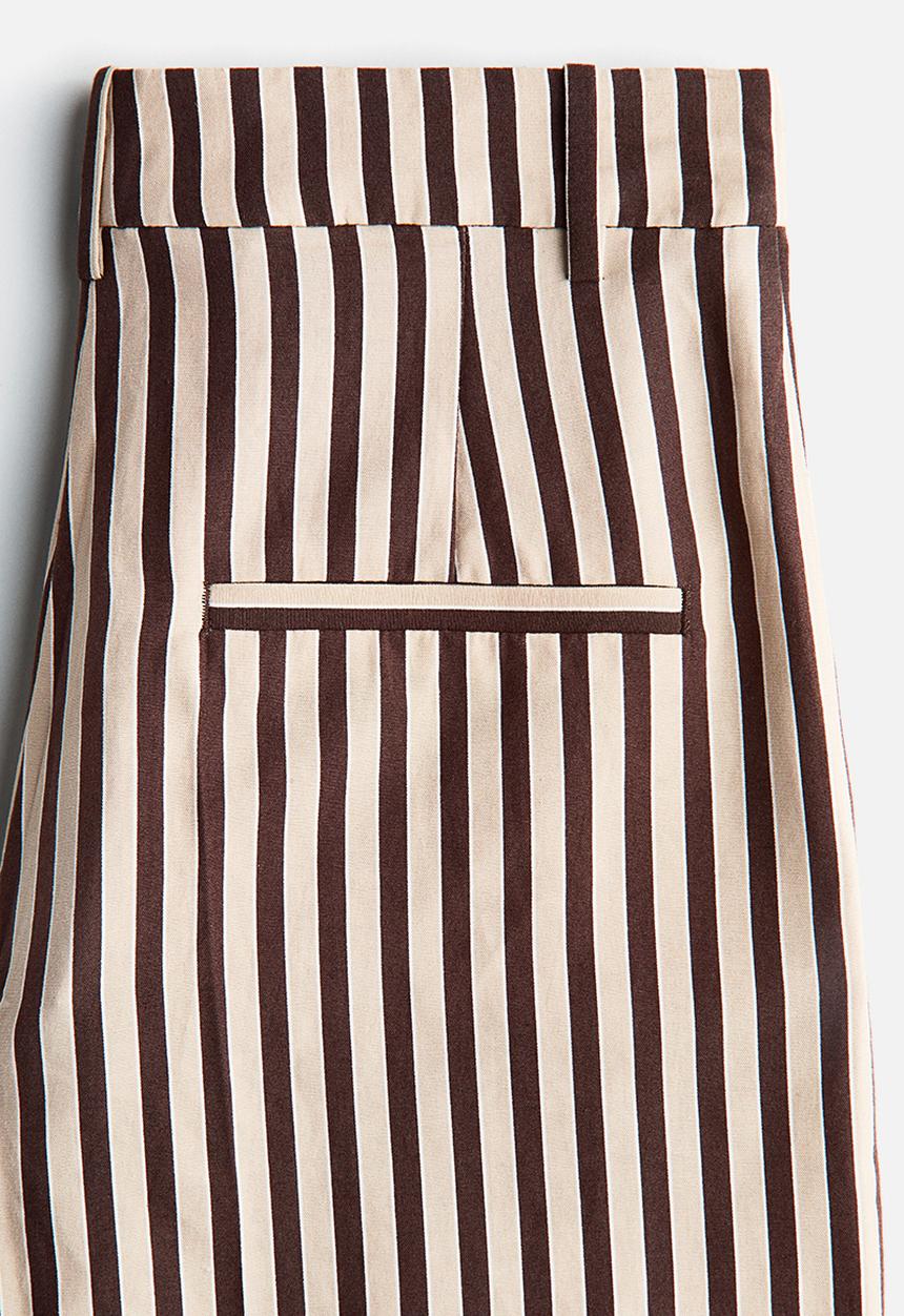 H&M - Tailored linen-blend shorts - dark brown/striped