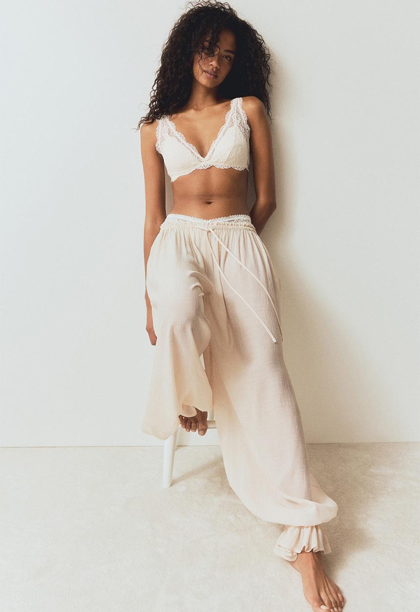H&M - Padded soft lace bra - cream