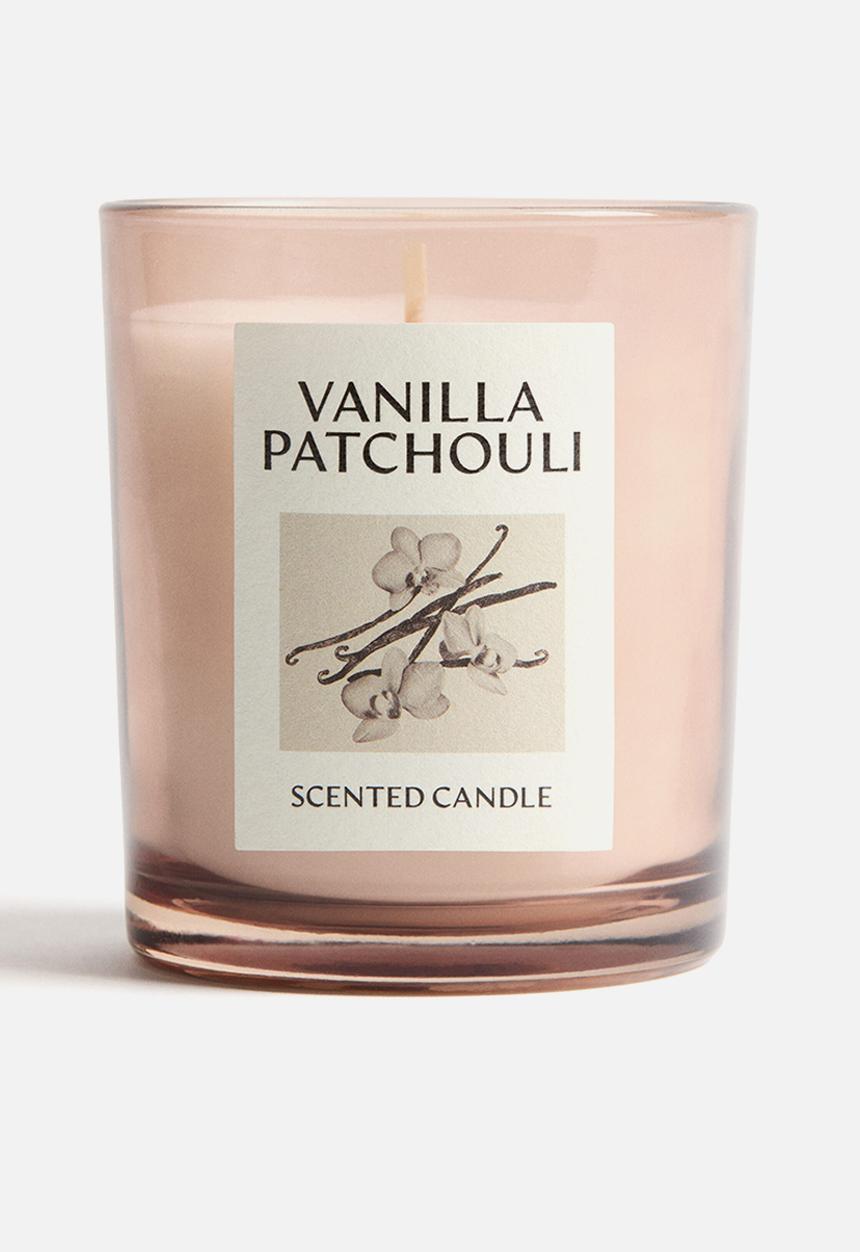 H&M - Scented candle in a glass holder - vanilla patchouli
