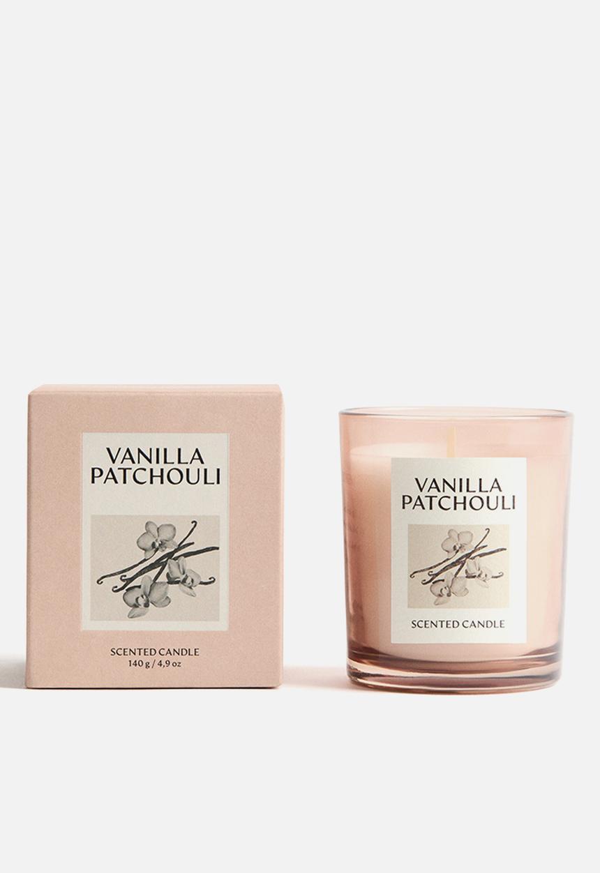 H&M - Scented candle in a glass holder - vanilla patchouli