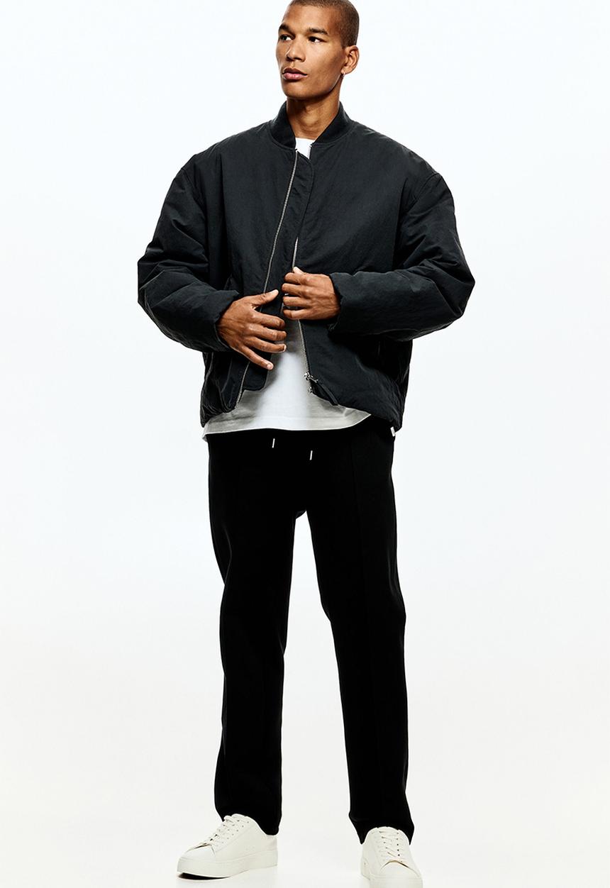 H&M - Regular fit tailored joggers - black