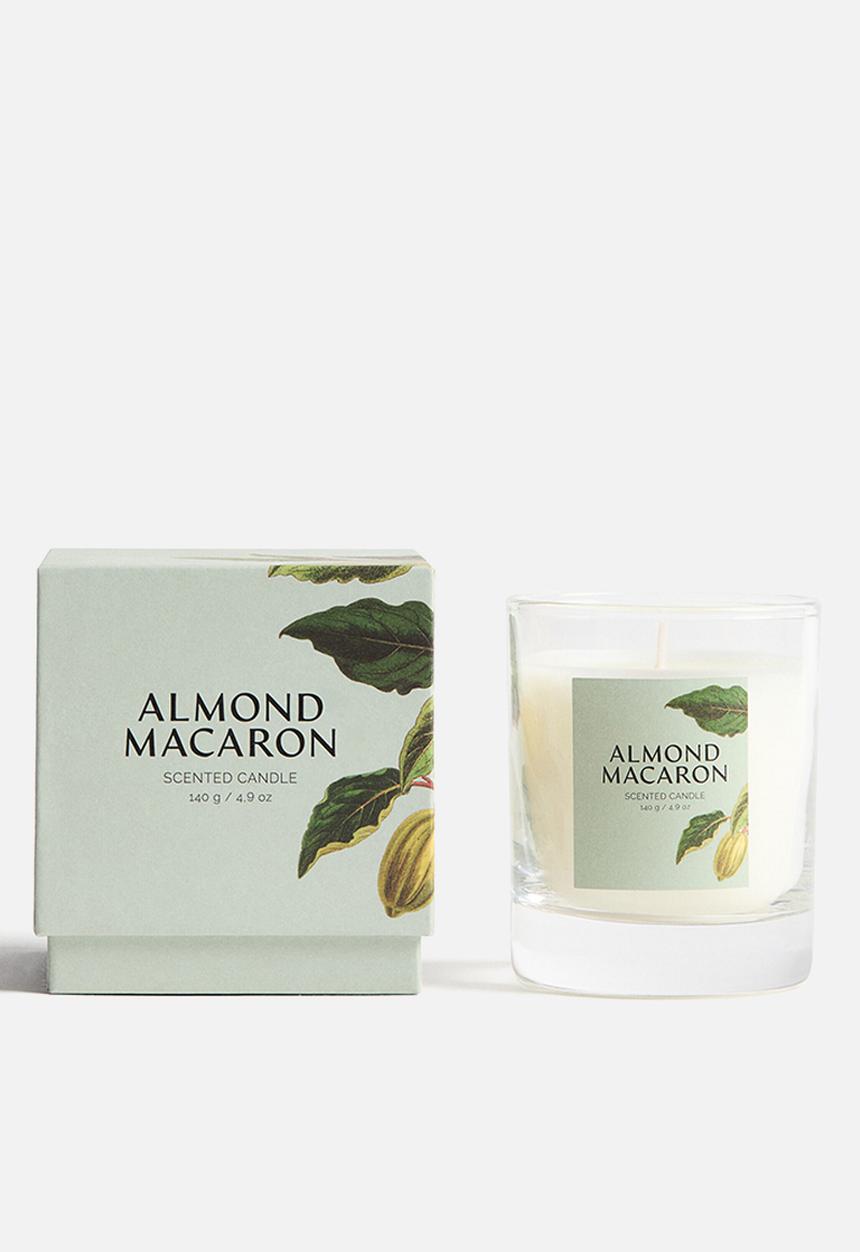 H&M - Scented candle in glass holder - almond macaron