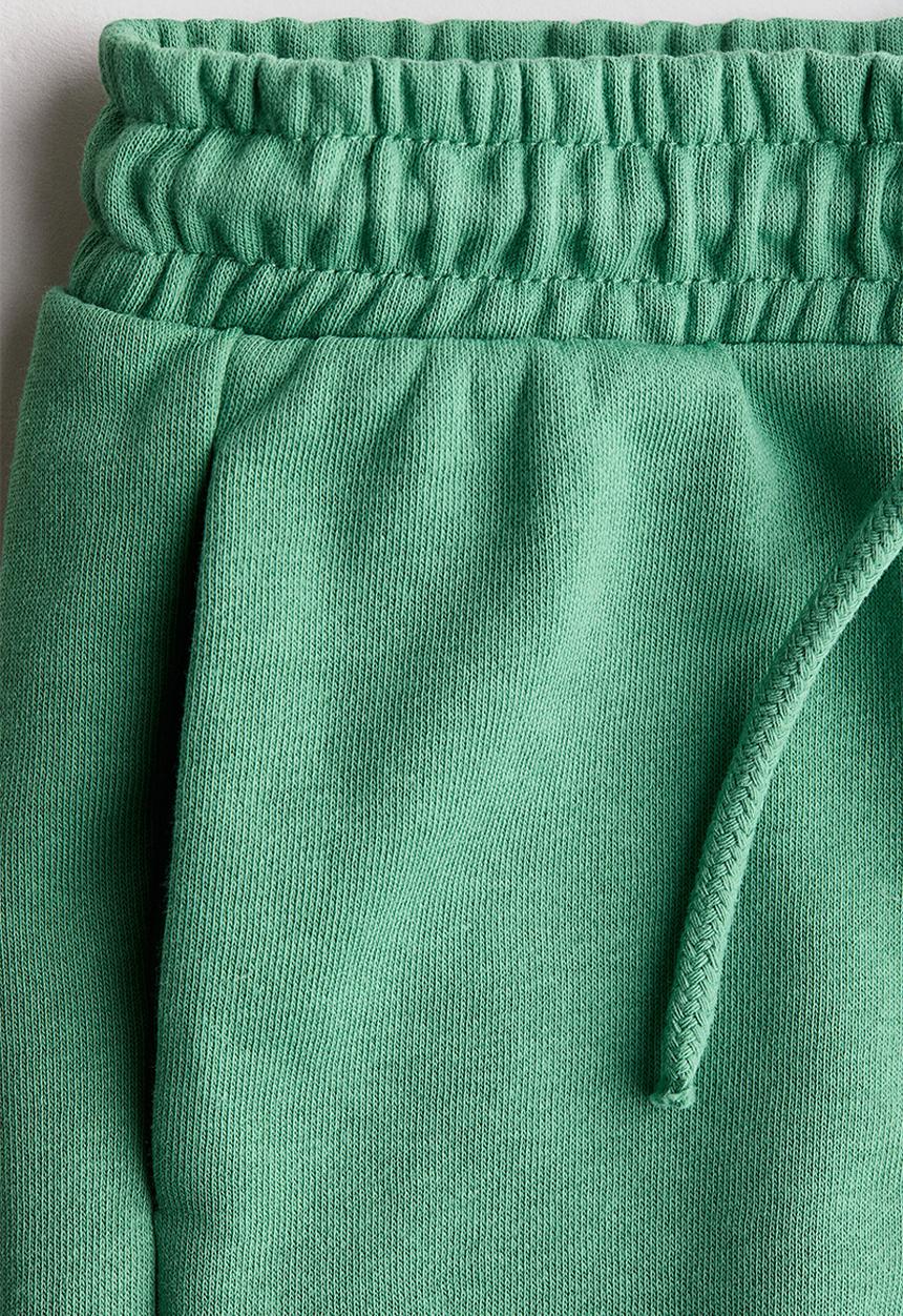 H&M - Sweatshirt shorts - green