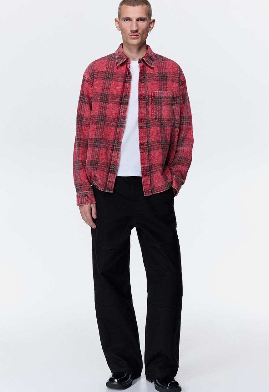H&M - Relaxed fit cotton shirt - red/checked