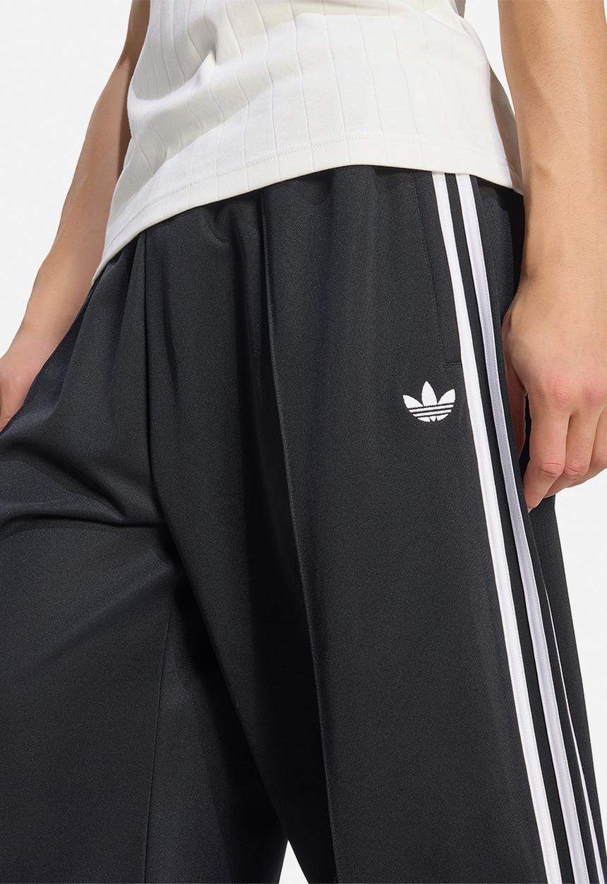 adidas Originals - Oversized Track Pants- Black