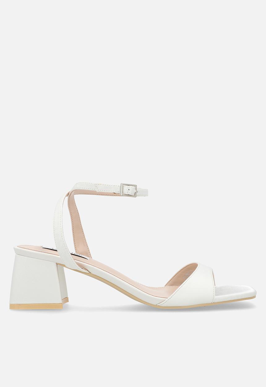 Be Mine - Ammie open toe block heel ankle strap - ivory satin