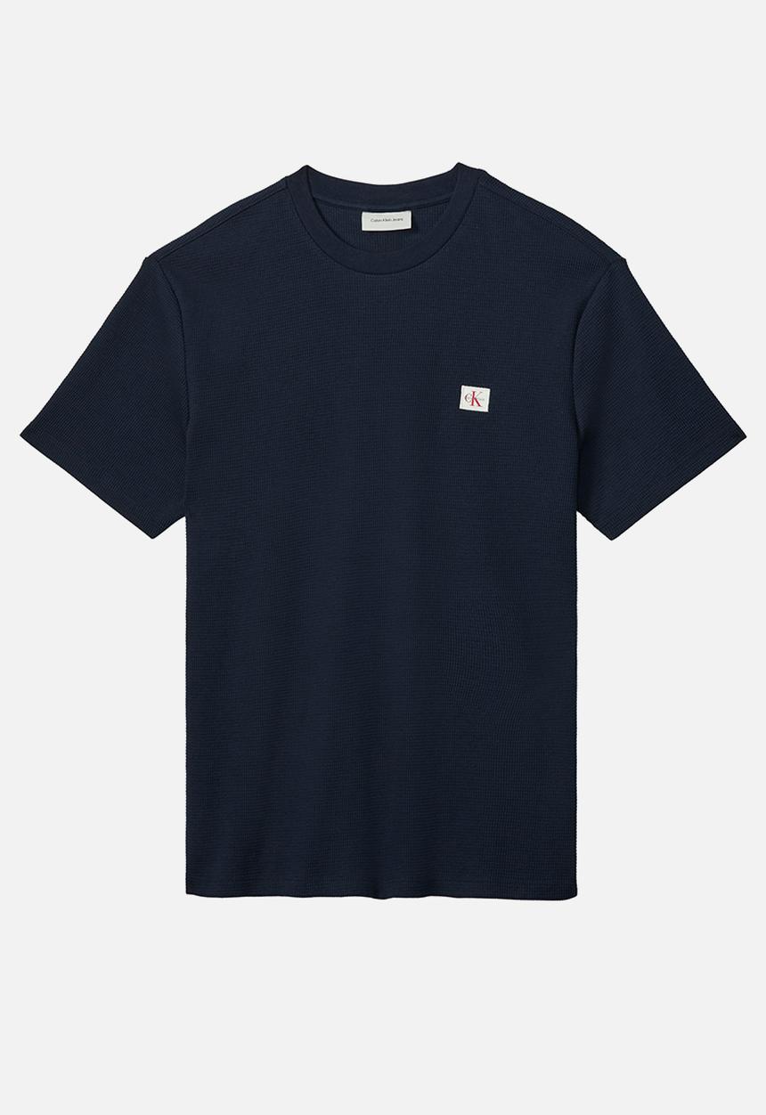 Calvin Klein - SS WAFFLE BADGE CREWNK TEE - Dark Sapphire