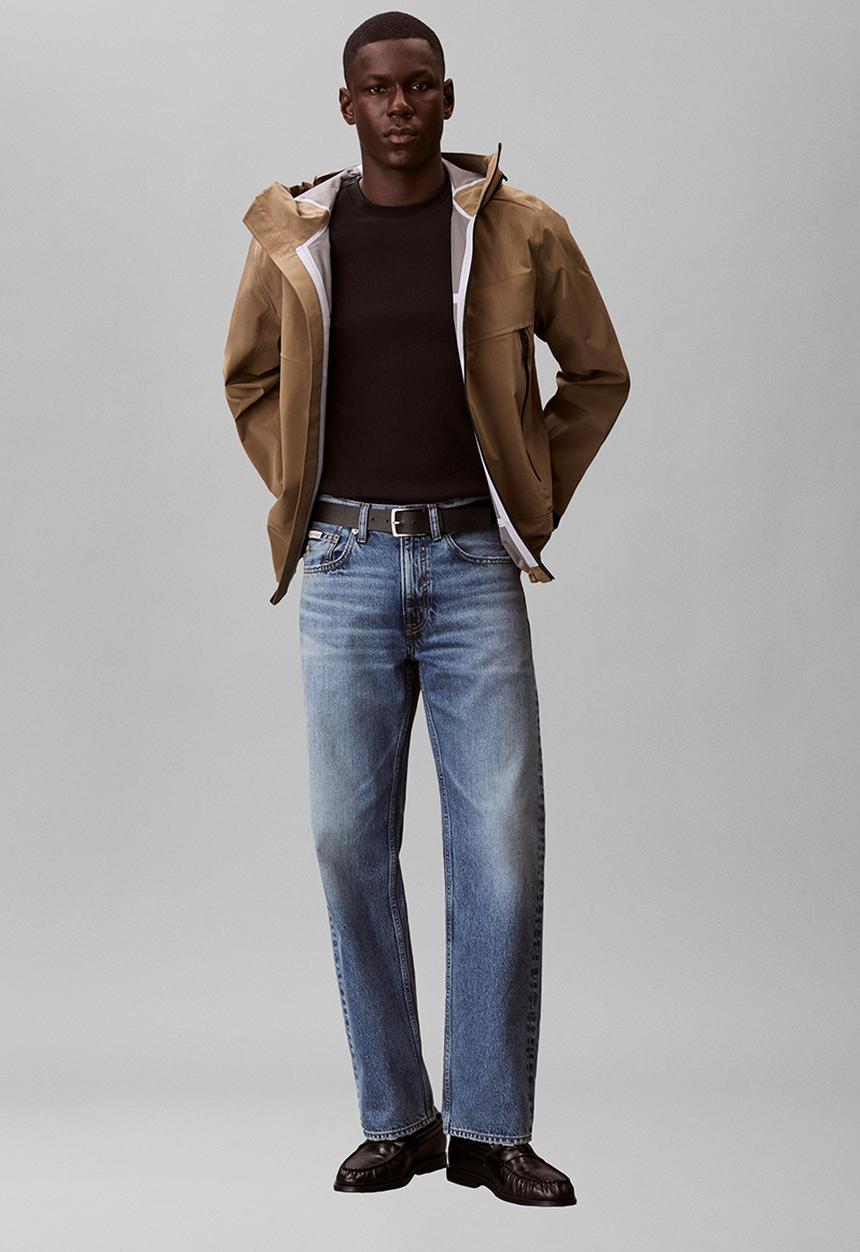 Calvin Klein - SS WAFFLE BADGE CREWNK TEE - Black