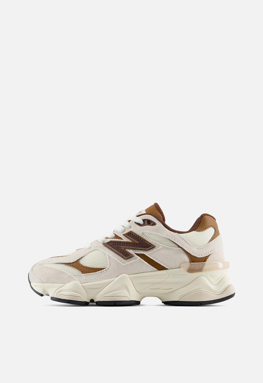 New Balance  - 9060 Grade School