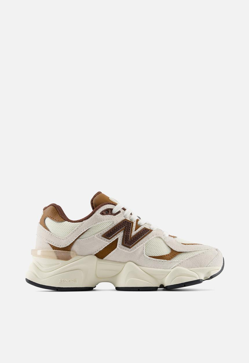 New Balance  - 9060 Grade School
