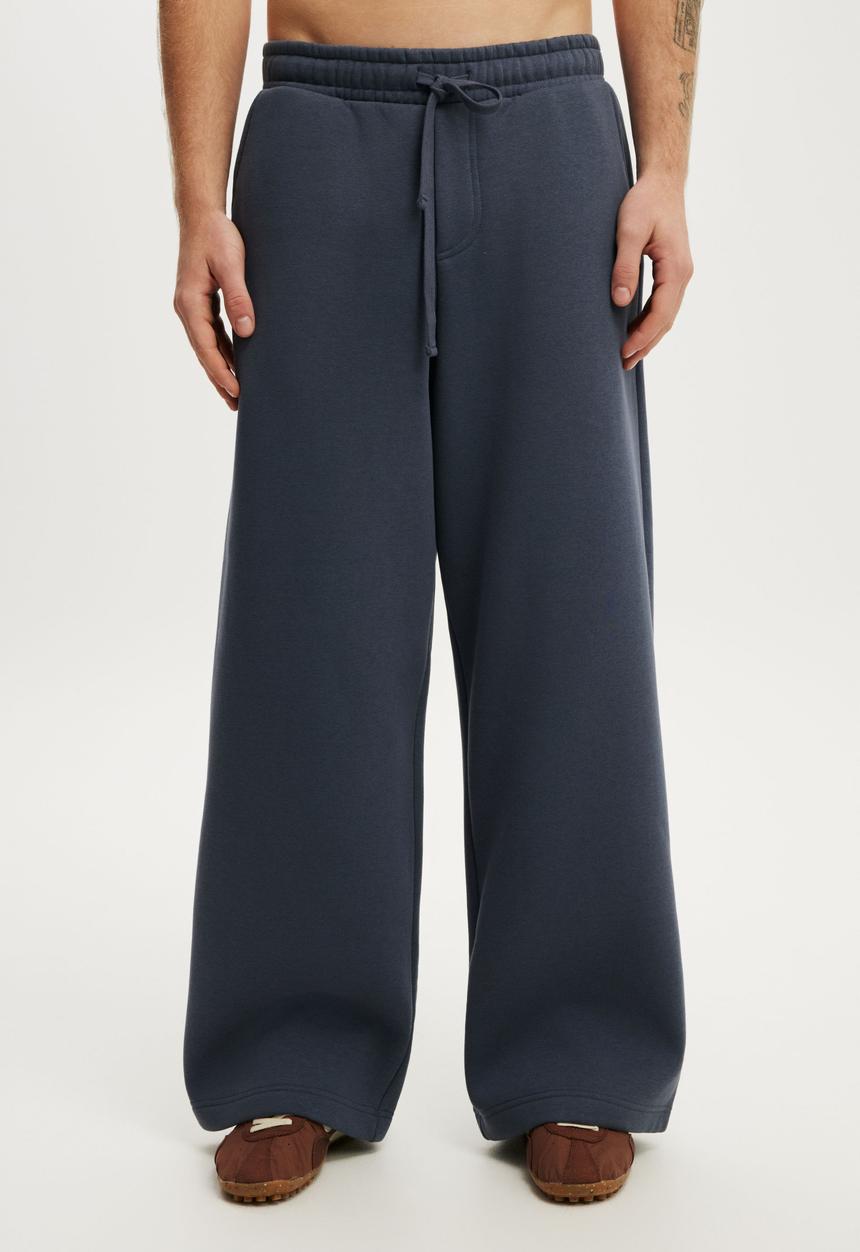 Cotton On - Super Baggy Track Pant - Denim Blue