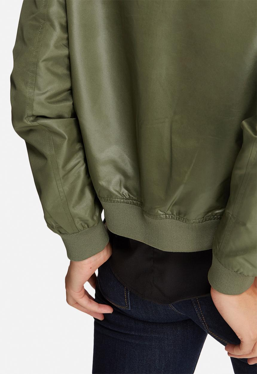 Noisy May - New Shiny jacket