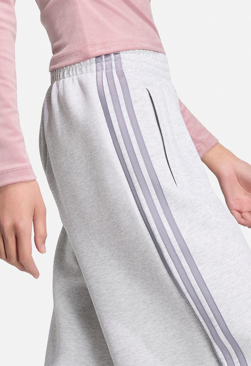 adidas Originals - Spacer Pant - Light Grey Heather/Reflective Silver/Slate/Lgh Solid Grey
