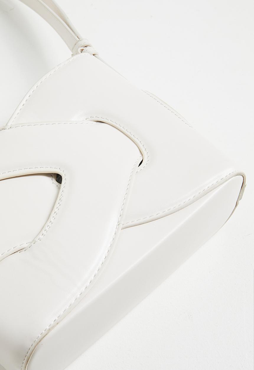 Tessa Design - Laurel Sculpted Woven Shoulder Bag - Cream