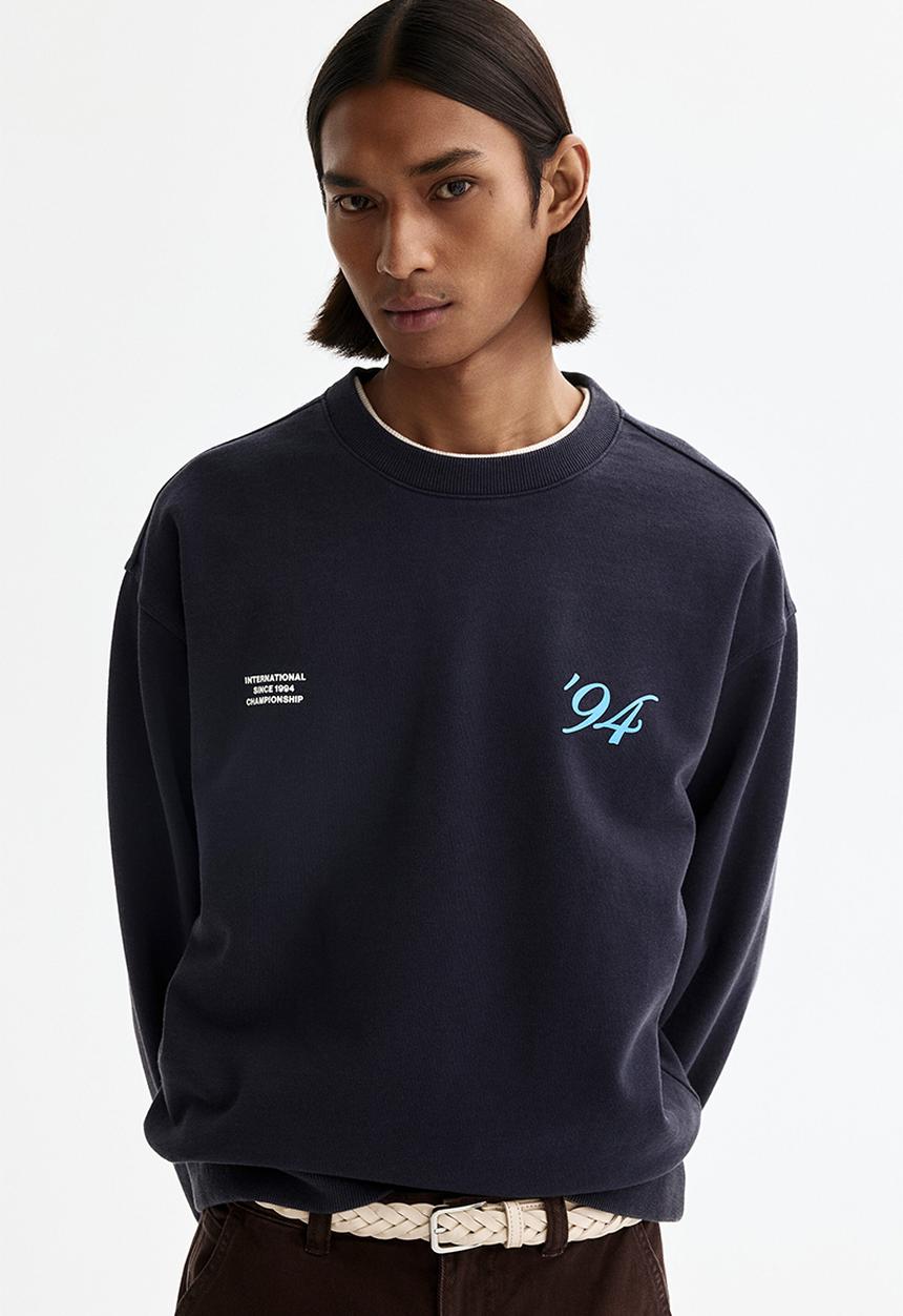 H&M - Loose fit printed sweatshirt - dark blue/intl. 94