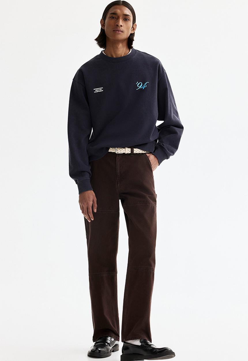 H&M - Loose fit printed sweatshirt - dark blue/intl. 94