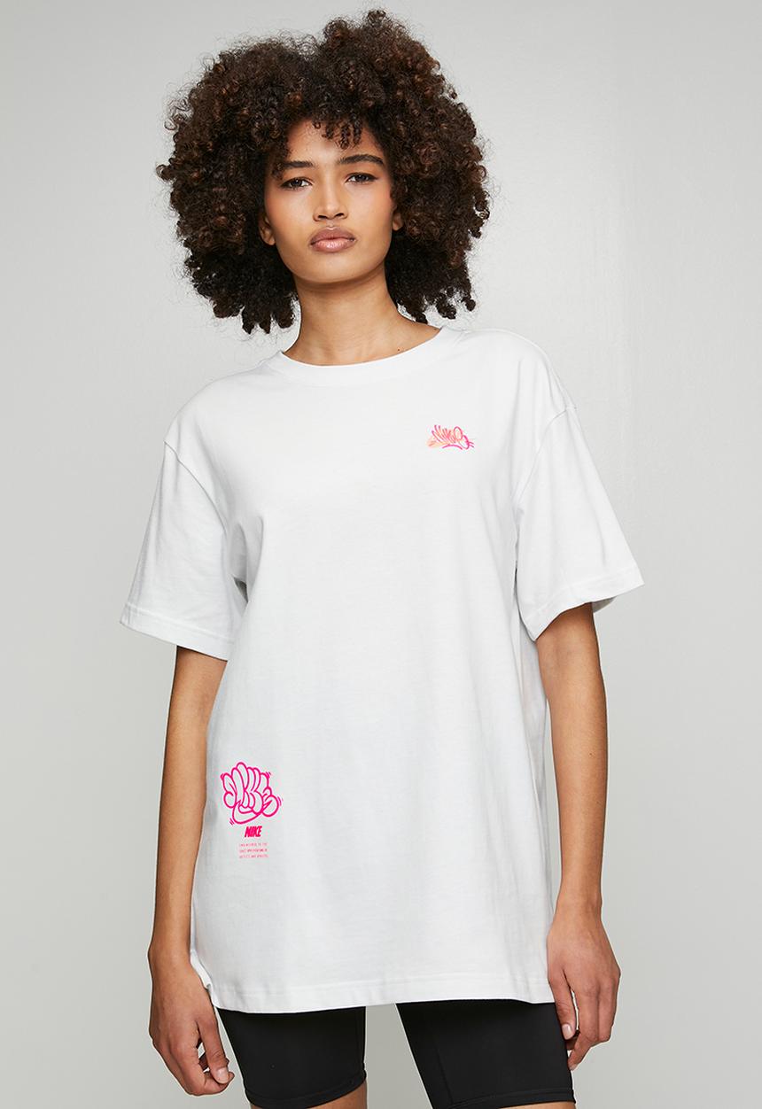 Nike - W Nsw Nk Clsc Bf Tee Grf2 - Summit White
