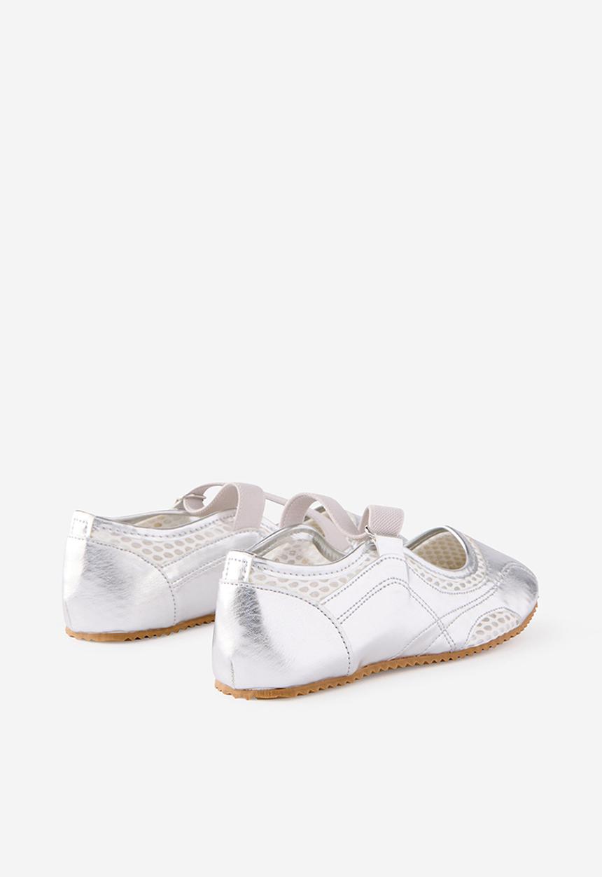 Cotton On - Spencer Sporty Flats - Silvery