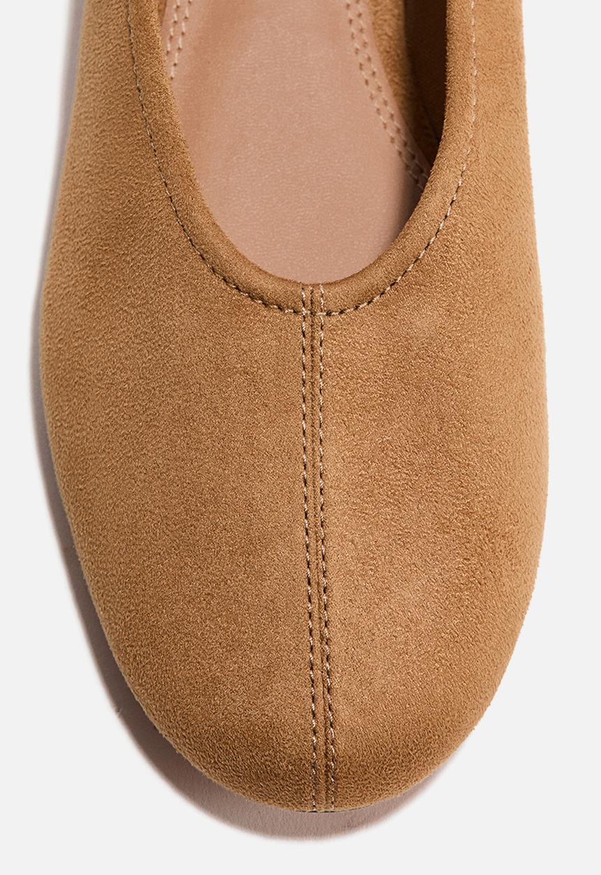 H&M - Ballet pumps - light brown